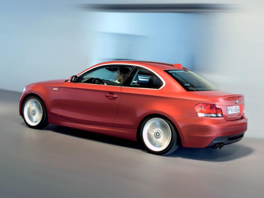  BMW 135i Coupe (E82) 2008 года  (фото 24 из 34)